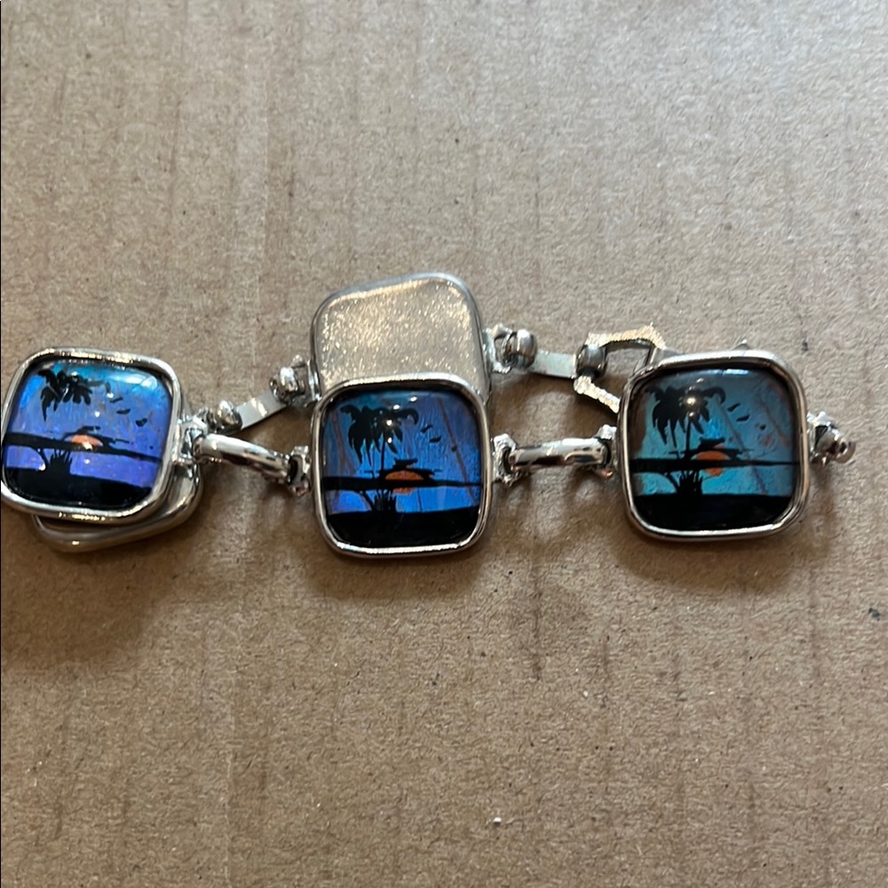 HOFFMAN SIGNED VINTAGE Tropical Scene Silver Bracelet